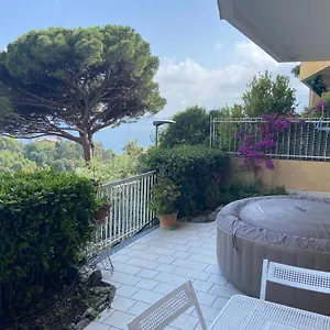 https://appartamento-vista-mare-sul-golfo-del-tigullio.hotelitalianriviera.com