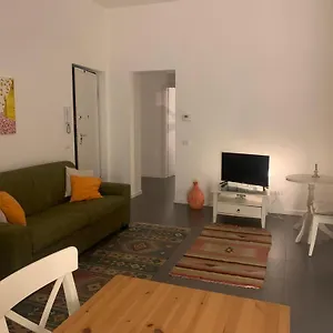 https://la-casa-di-giulia-palermo.palermohotels.org